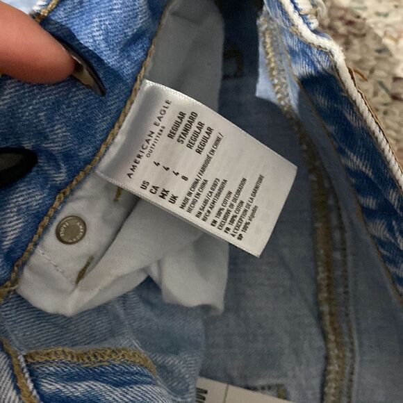 American Eagle Light Wash High Waist Distressed Stretch Jeans Womens Size 4 - Picture 3 of 7